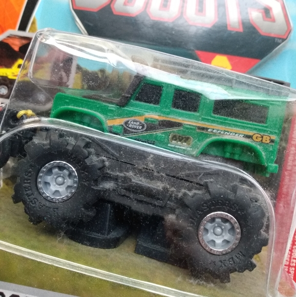 Match Box RARE LAND ROVER 4X4 Defender - Picture 3 of 6